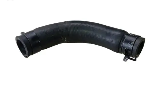 Hyundai Santa Fe Engine coolant pipe/hose