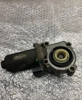 BMW X5 E53 Gearbox-reducer motor 0130008507