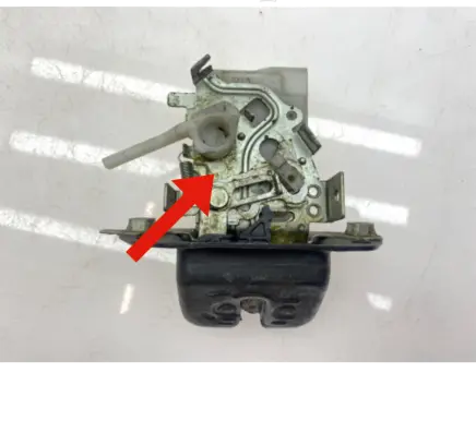 Subaru Outback Tailgate/trunk/boot lock/catch/latch