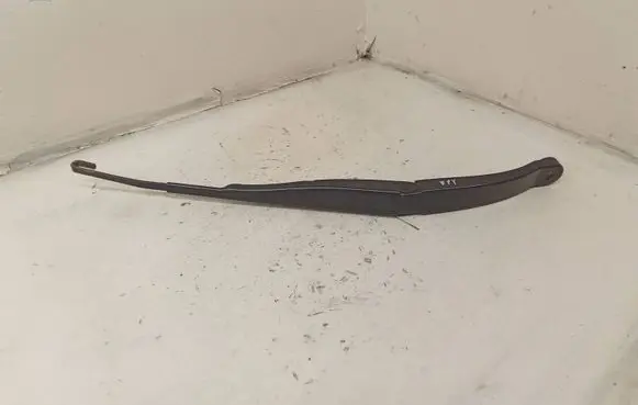 Honda Accord Front wiper blade arm