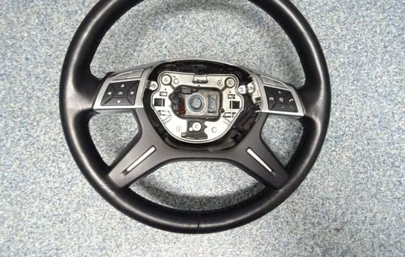 Mercedes-Benz ML W166 Steering wheel