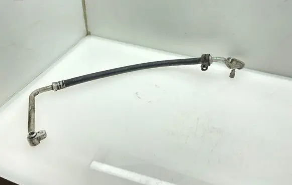 Subaru Outback Air conditioning (A/C) pipe/hose