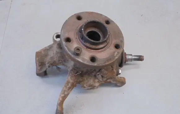 Volkswagen Transporter - Caravelle T4 Front wheel hub spindle knuckle 701312