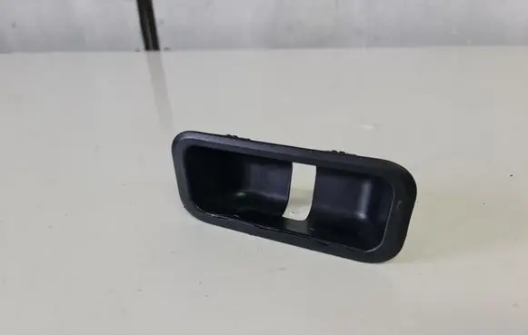 BMW X5 F15 Tailgate/boot lid lock trim 7337736