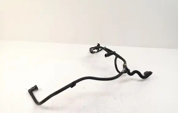 Mazda 3 II Fuel line pipe