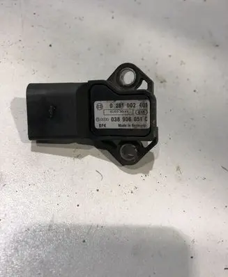 Audi A4 S4 B7 8E 8H Air pressure sensor 0281002401 038906051C