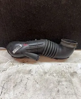 BMW 3 E90 E91 Air intake hose/pipe 7804846