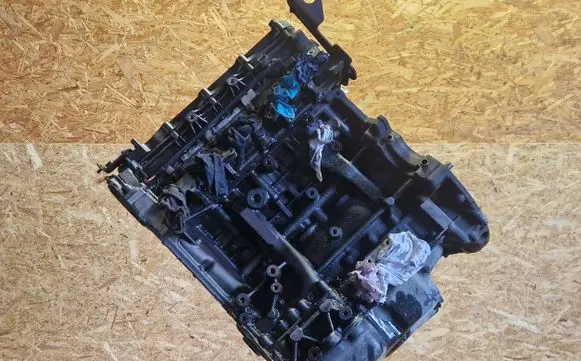 Ford Transit Engine SRFC 9P44108 6C1Q6K537AB