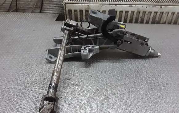 Volvo S40 Steering wheel axle set 30677646