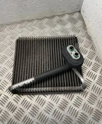 Air conditioning (A/C) radiator (interior)