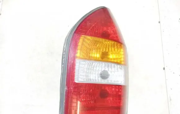 Opel Zafira A Rear/tail lights