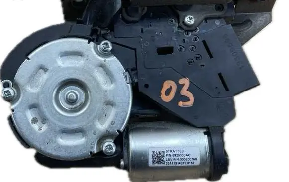 Cadillac Escalade IV Tailgate/trunk/boot lock/catch/latch 13509698