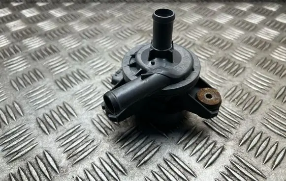 Toyota Prius (XW30) Electric auxiliary coolant/water pump G904052010