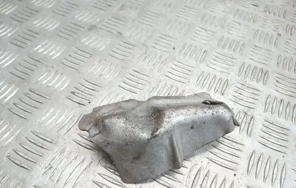Opel Astra J Exhaust heat shield 55579898
