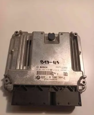 BMW 5 F10 F11 Engine control unit/module 0281033810 8596360 170740075