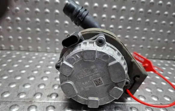 Peugeot 208 II Electric auxiliary coolant/water pump S26279153 9827567880