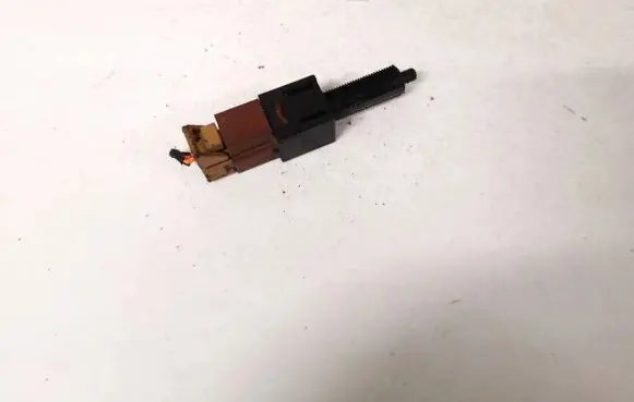 Nissan Qashqai Brake pedal sensor switch