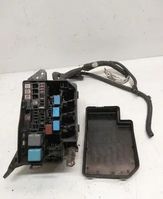Toyota RAV 4 (XA30) Fuse box set 8266242190