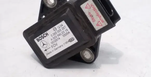 Mercedes-Benz E W211 ESP acceleration yaw rate sensor A0035420318 0265005267