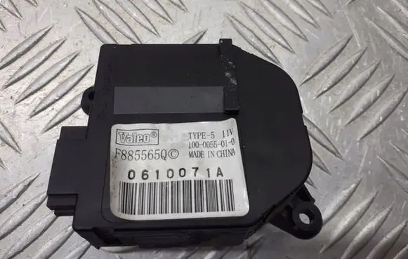 Nissan Tiida C11 Air flap motor/actuator F885565Q