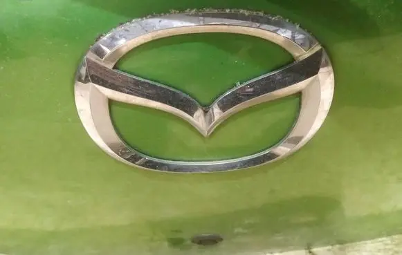 Mazda 2 Manufacturer badge logo/emblem 