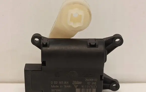 A/C air flow flap actuator/motor