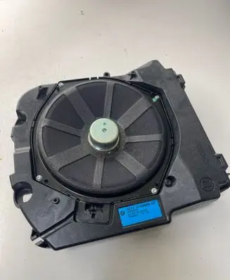 BMW 6 F06 Gran coupe Subwoofer speaker 9169686 48000302 61928910