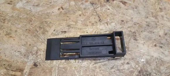 Radiator support slam panel bracket