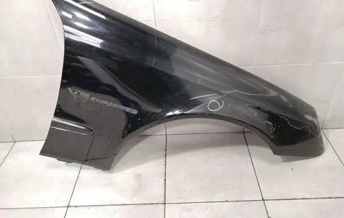 Mercedes-Benz E W211 Rear arch A2118800818