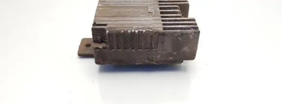 Mercedes-Benz E W210 Coolant fan relay A0225456232 E5001003