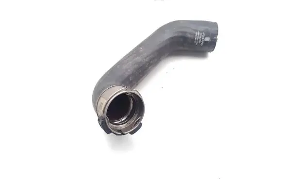 Volvo V40 Intercooler hose/pipe 31657732