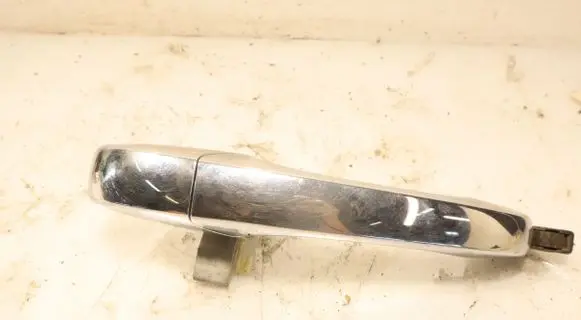 Chrysler 300 - 300C Rear door exterior handle/bracket 