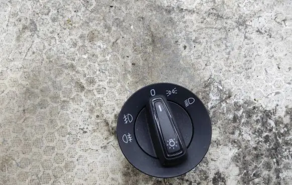 Skoda Octavia Mk3 (5E) Light switch 5E0941431F 10095090