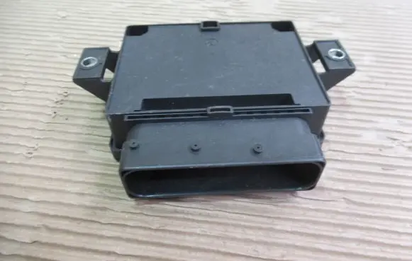 Mercedes-Benz S W222 Front Brake Caliper Pad/Carrier GREGKNEKJRGKGE