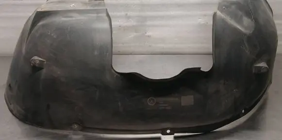 Volvo XC90 Front wheel arch liner splash guards 08620530