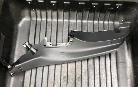 (C) pillar trim