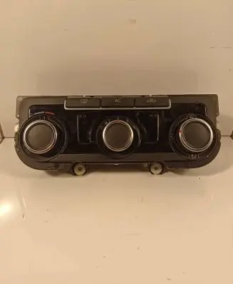Volkswagen Golf VI Climate control unit 7N0907426AM 5HB00975170