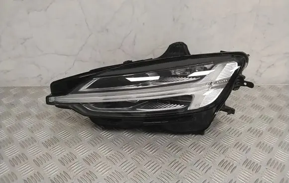 Volvo V60 Headlight/headlamp 32314148