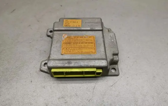 Mazda 323 F Airbag control unit/module B25E57K30B