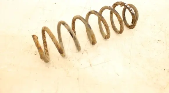 Volkswagen Jetta V Rear coil spring