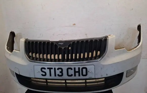 Skoda Superb B6 (3T) Front bumper 3T0807221