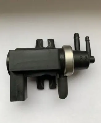 Volkswagen Polo Turbo solenoid valve 1J0906627