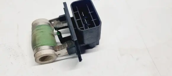 Hyundai Tucson TL Coolant fan relay 253852T600