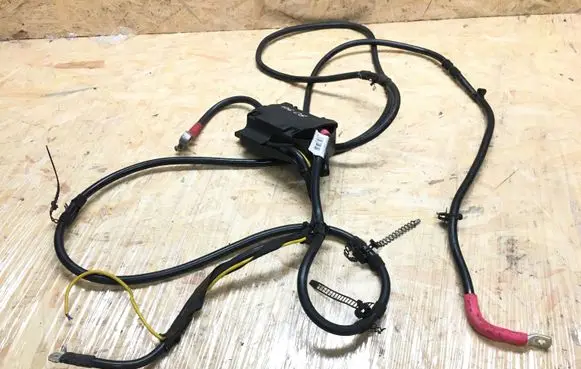 Audi A6 S6 C6 4F Positive cable (battery) 4F0971225H