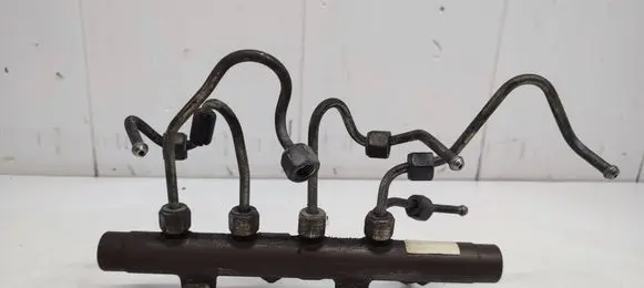 Renault Scenic III - Grand scenic III Fuel main line pipe