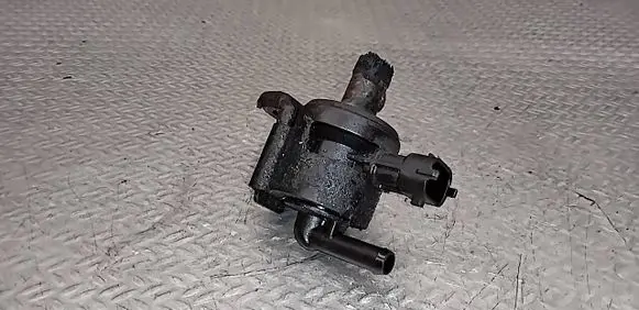 Hyundai i10 Valve vacuum 