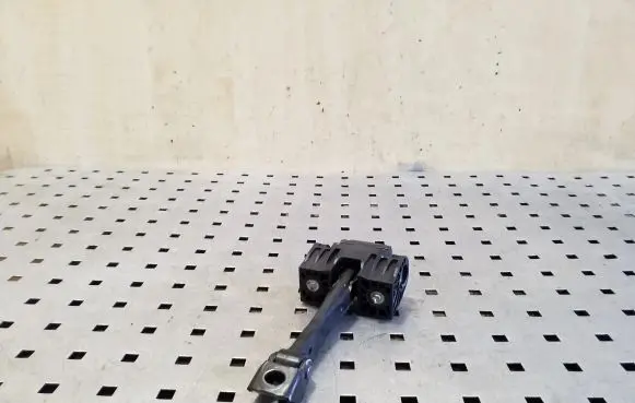 BMW X1 E84 Front door check strap stopper