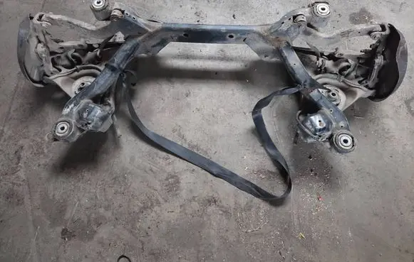 Audi A4 S4 B7 8E 8H Rear subframe
