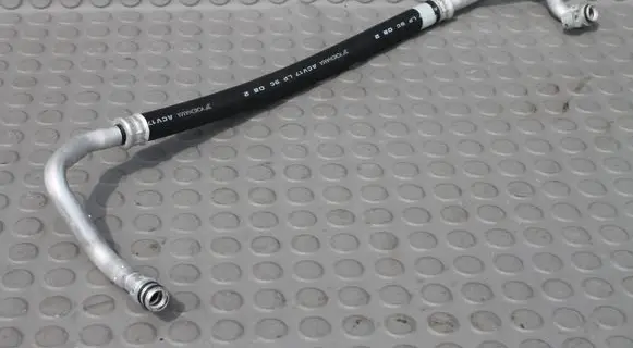 Toyota RAV 4 (XA50) Air conditioning (A/C) pipe/hose ACV17P