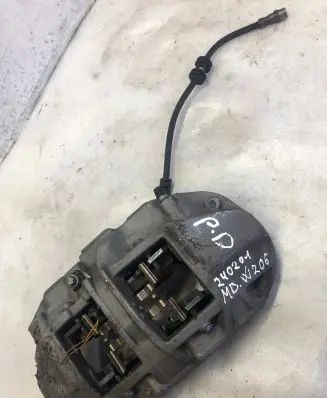 Mercedes-Benz C W206 Front brake caliper
